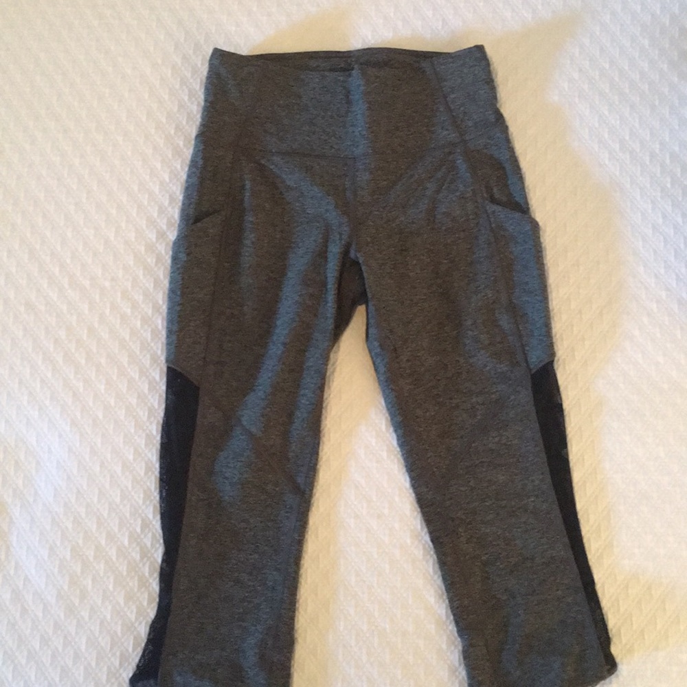 Lululemon Pace rival crop (limited edition)